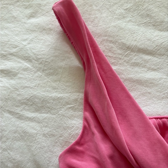 NWT Hello Molly Drinks with You crop top - Picture 4 of 6